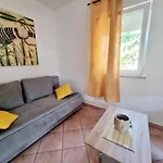 Ema Apartament *