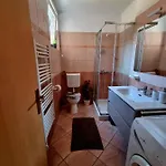 Ema Apartament
