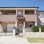 Ema Appartamento Pola