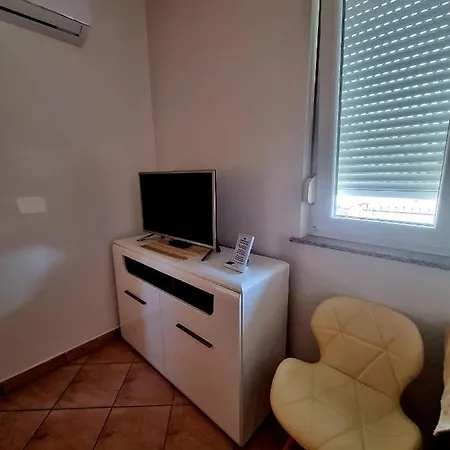 Apartment Ema Pula